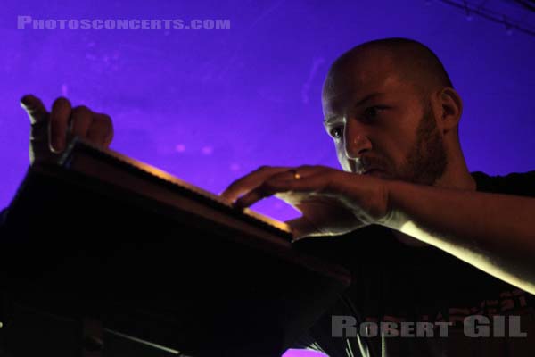 HKY - 2010-05-30 - PARIS - Glaz Art - 
